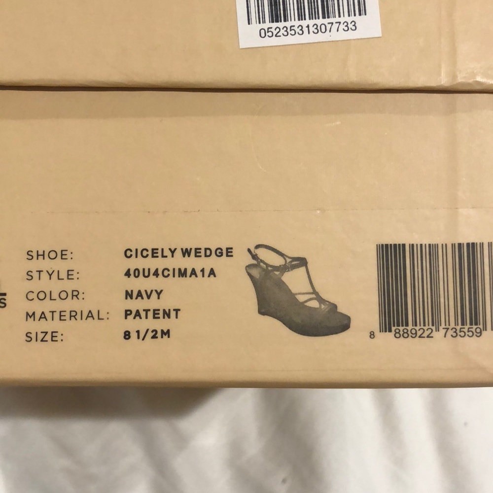 Shoes - Picture 5 of 5